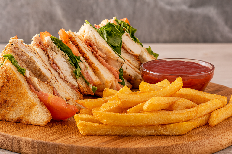 Club sandwich di pollo