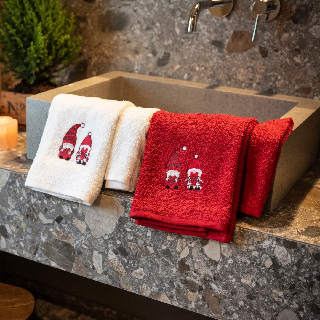 Idee regalo a meno di tot euro _ Natale – Coppia di asciugamani in spugna 4,99