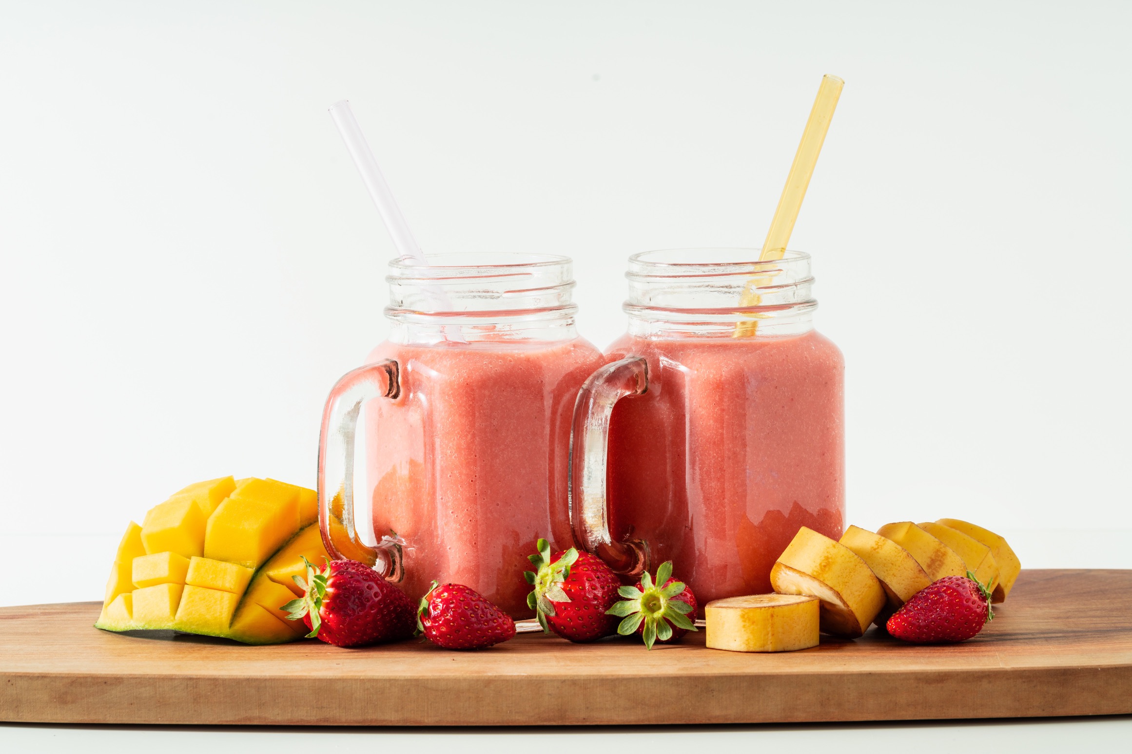 Smoothie con fragole e mango
