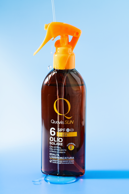 PNG MIO Quovis Olio on blue copia